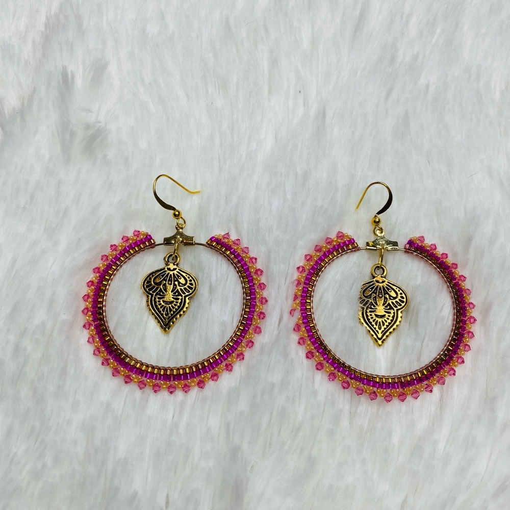 HANDMADE Hoop Beaded Boho Dangle Pink Earrings - Picture 4 of 7